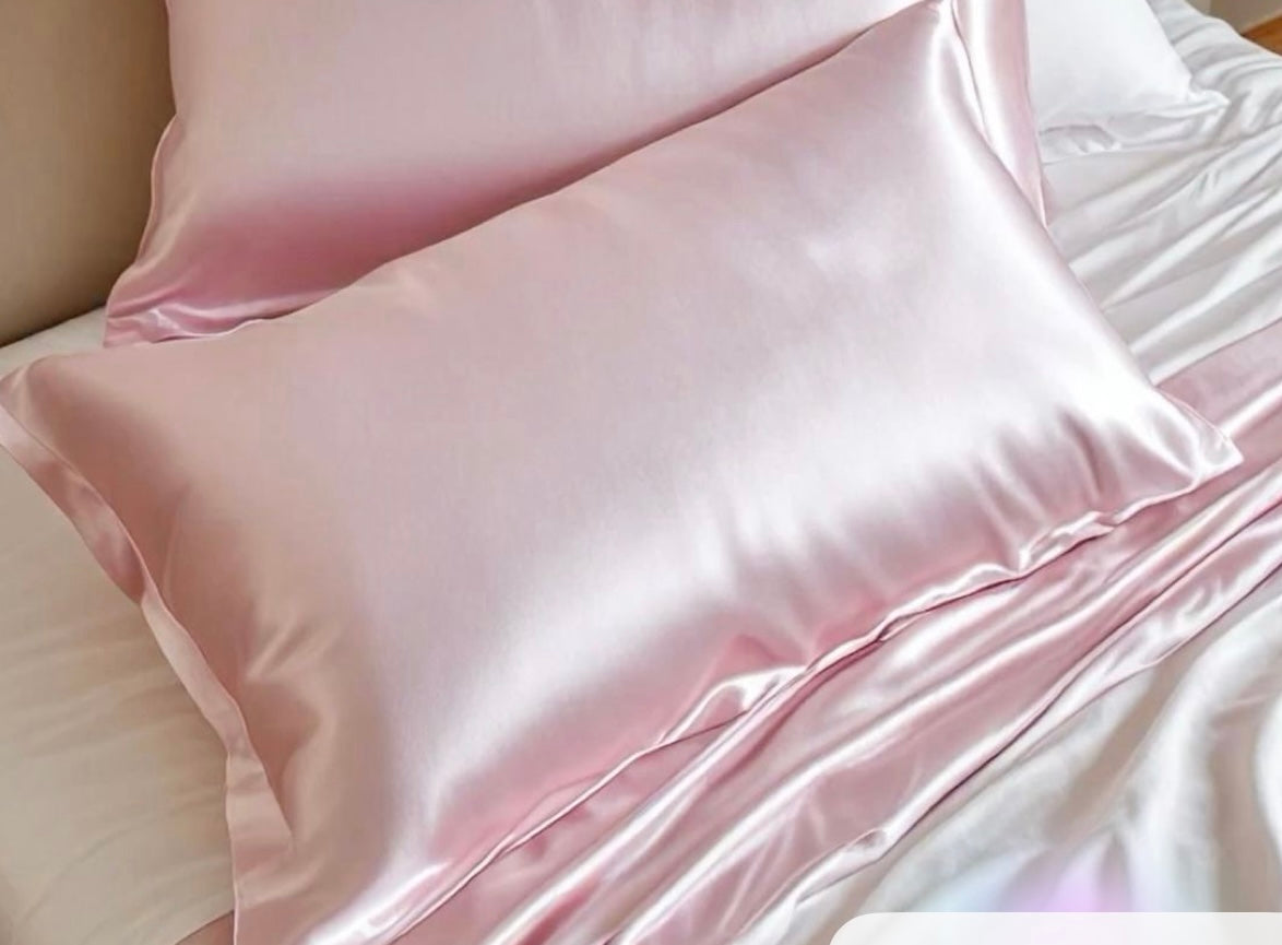 Amber Croissant Pastel Pink Gift Box